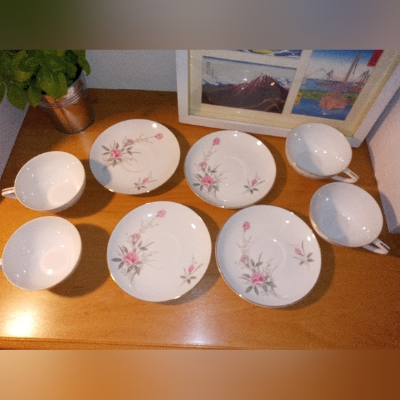 ✧Vintage Golden Rose Tea cups |Pink Rose by Max Schonfeld - Picture 6 of 8